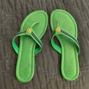 Excellent used Tory Burch sandals.